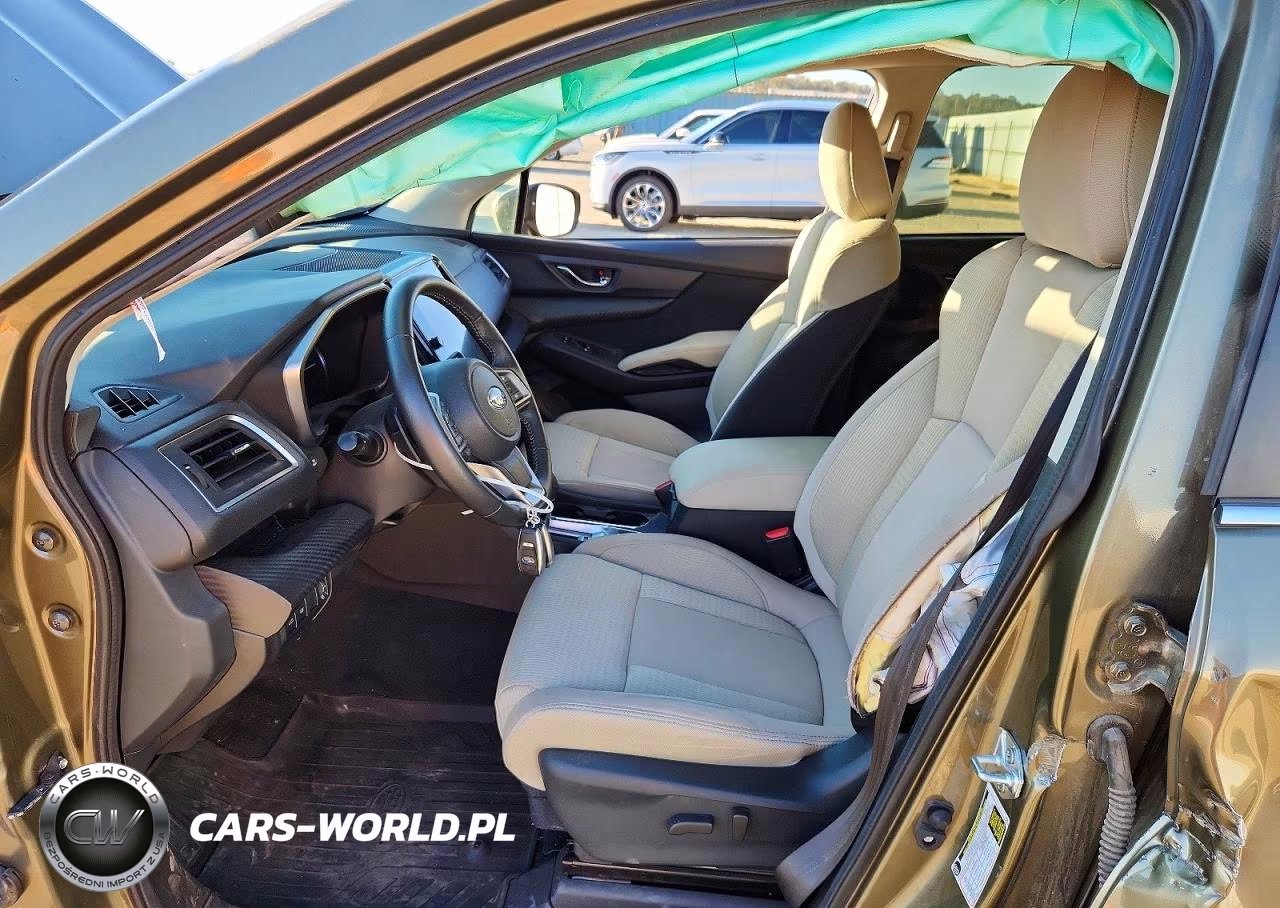2025 Subaru Ascent Premium VIN:4S4WMAAD0S3426693 - 7