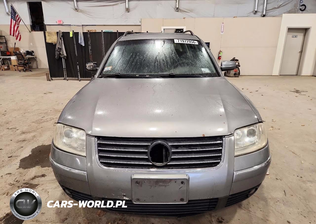 2004 Volkswagen Passat Glx 4Motion VIN:WVWYH63B24E130804 - 5