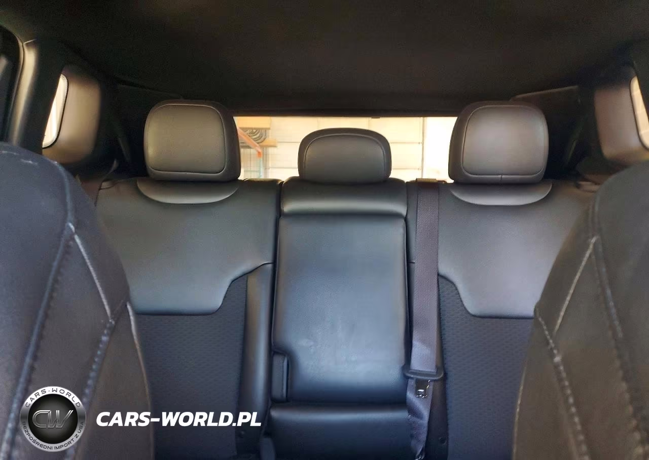 2025 Jeep Compass Latitude VIN:3C4NJDBN0ST597773 - 10