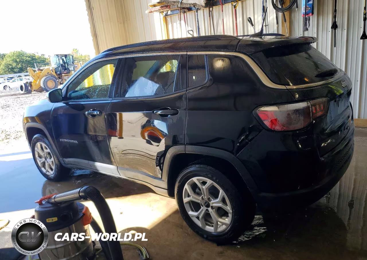 2025 Jeep Compass Latitude VIN:3C4NJDBN0ST597773 - 2