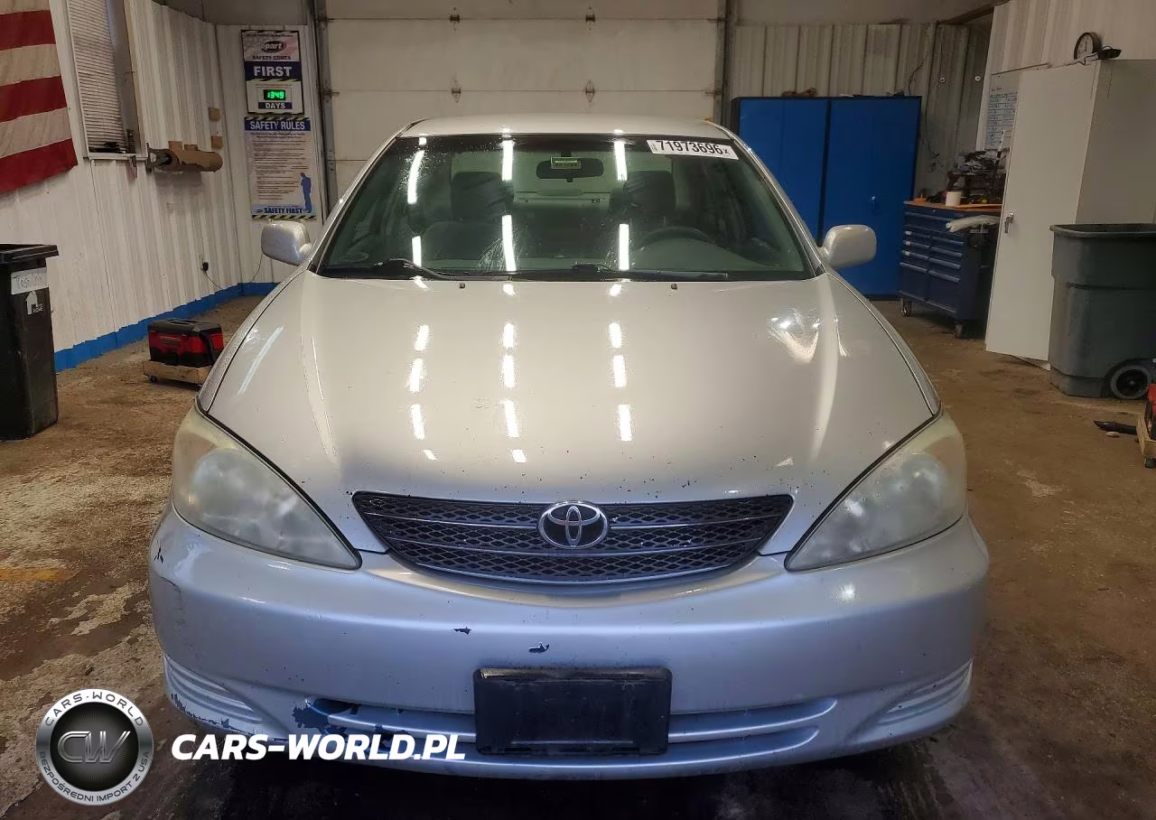 2004 Toyota Camry Le VIN:4T1BE30K84U286171 - 5