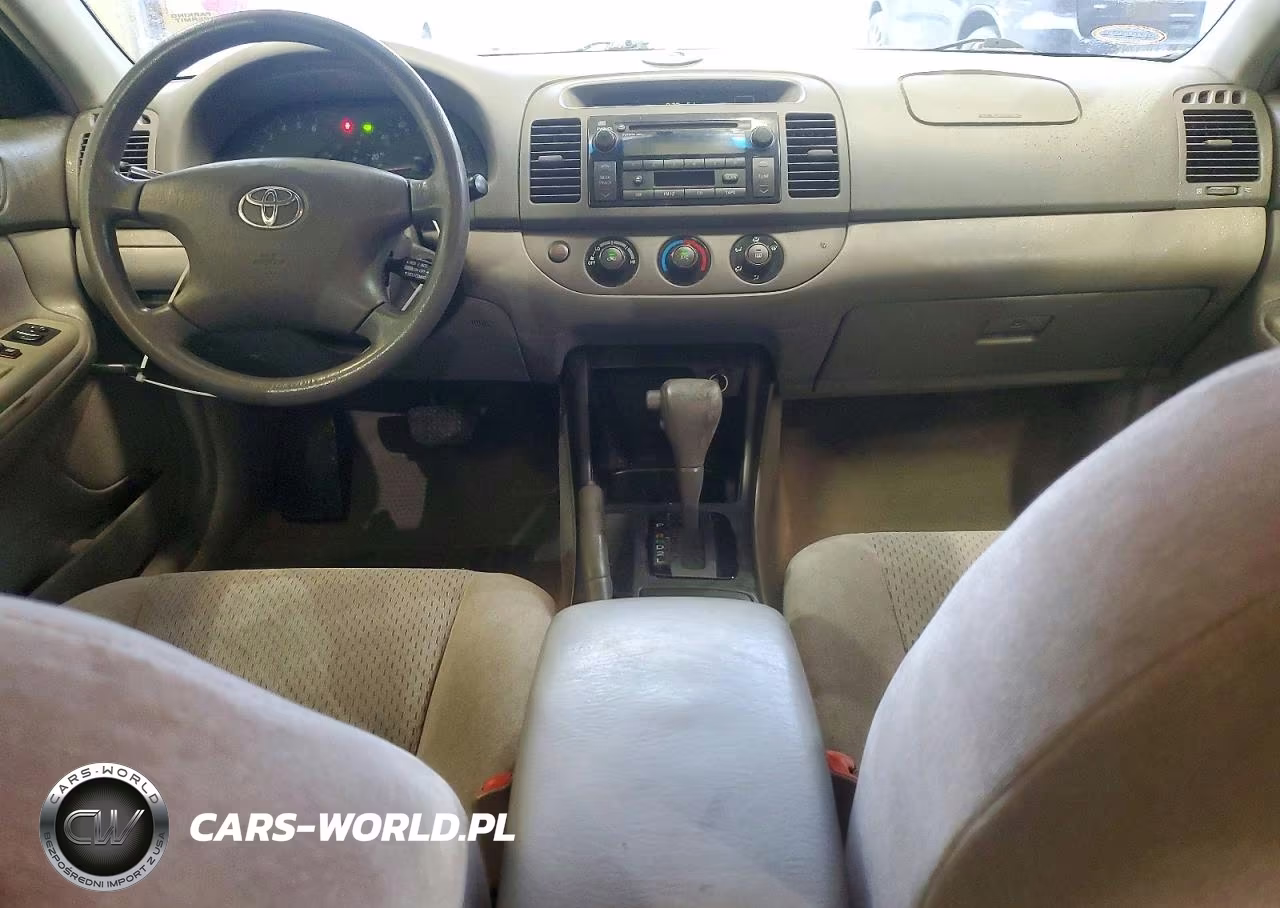 2004 Toyota Camry Le VIN:4T1BE30K84U286171 - 8