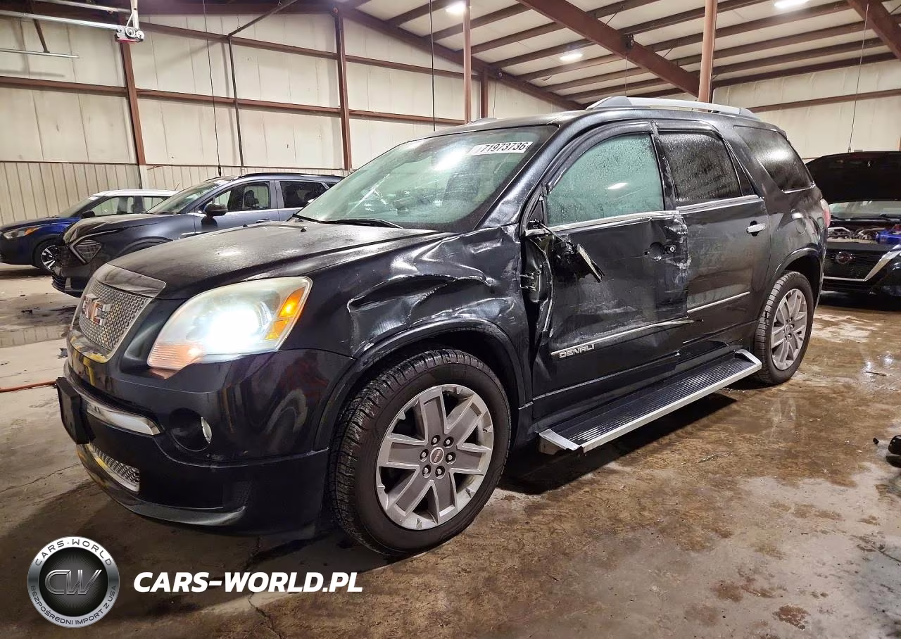 2011 GMC Acadia Denali