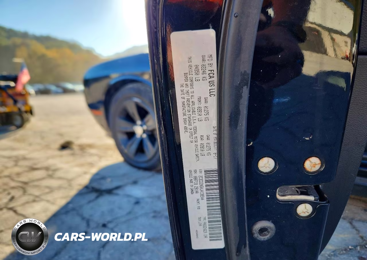 2018 Dodge Challenger Sxt VIN:2C3CDZAG0JH138544 - 12