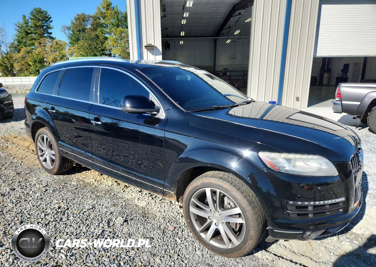 2015 Audi Q7 Premium Plus VIN:WA1LGAFE1FD029780 - 4
