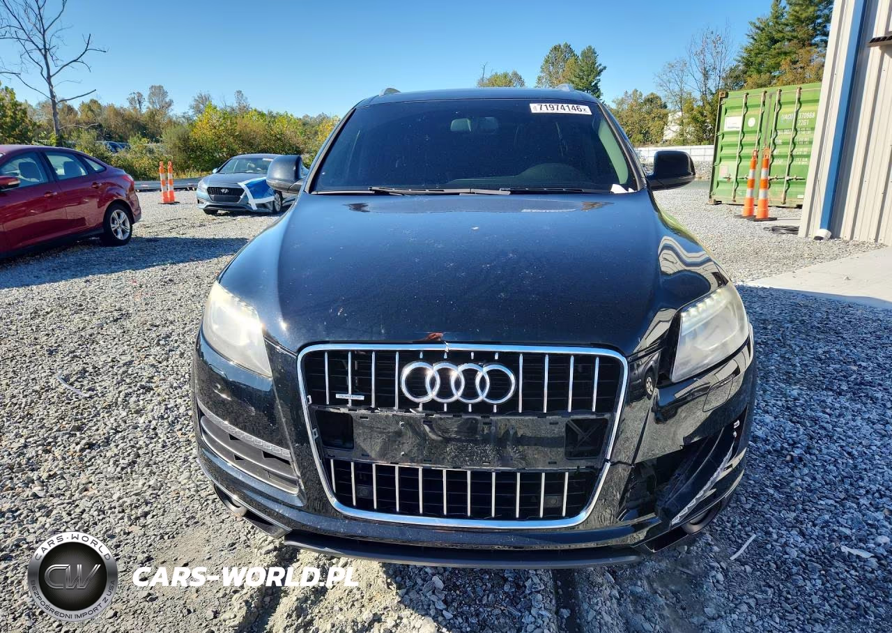 2015 Audi Q7 Premium Plus VIN:WA1LGAFE1FD029780 - 5