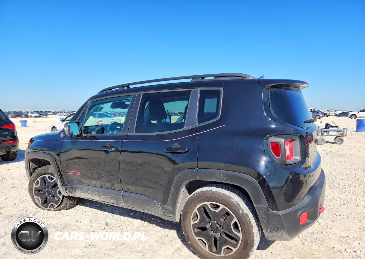 2017 Jeep Renegade Trailhawk VIN:ZACCJBCB2HPG15044 - 2