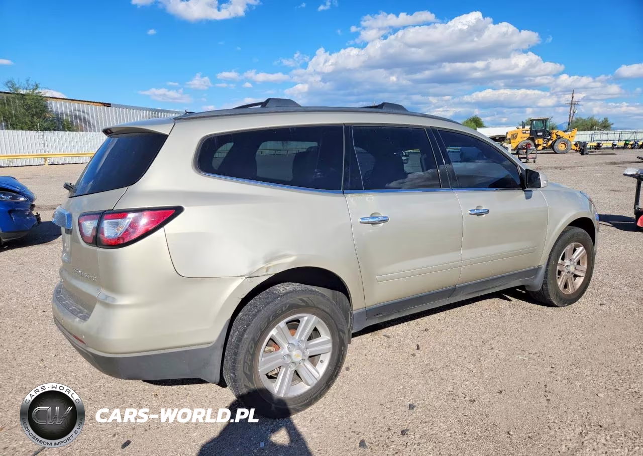 2014 Chevrolet Traverse Lt VIN:1GNKRHKD1EJ373750 - 3