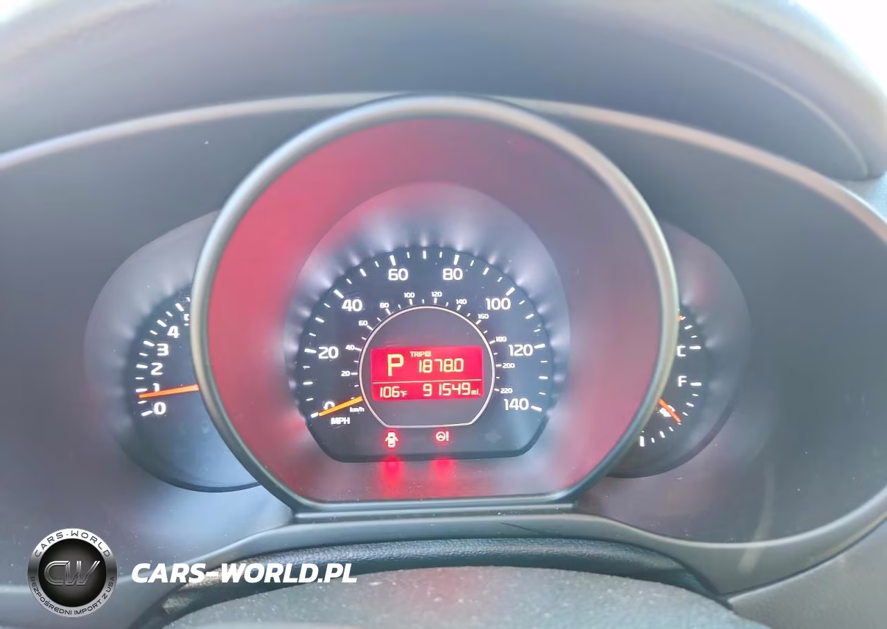 2016 Kia Soul + VIN:KNDJP3A54G7861386 - 9