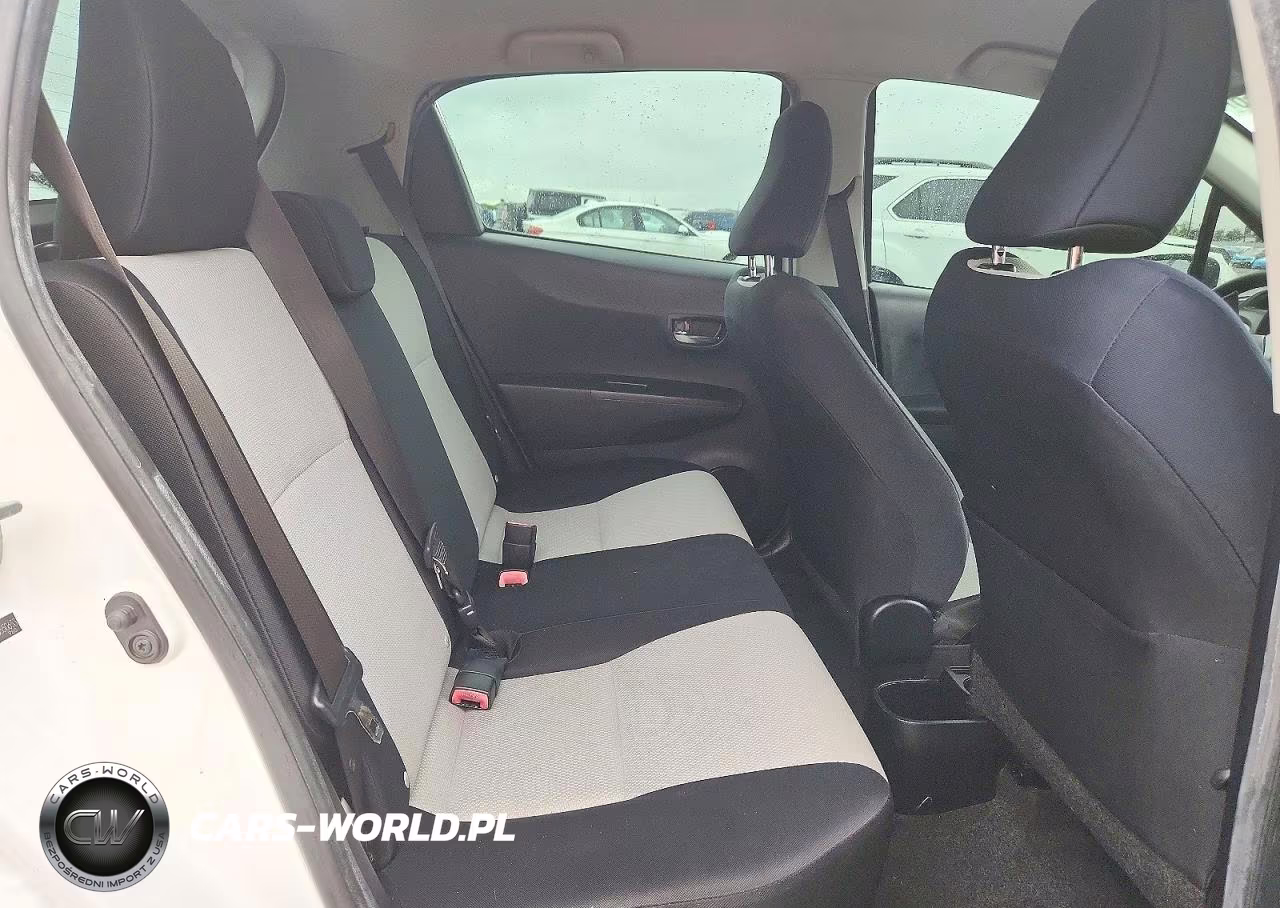 2013 Toyota Yaris 5-Door Le VIN:JTDKTUD36DD550653 - 10