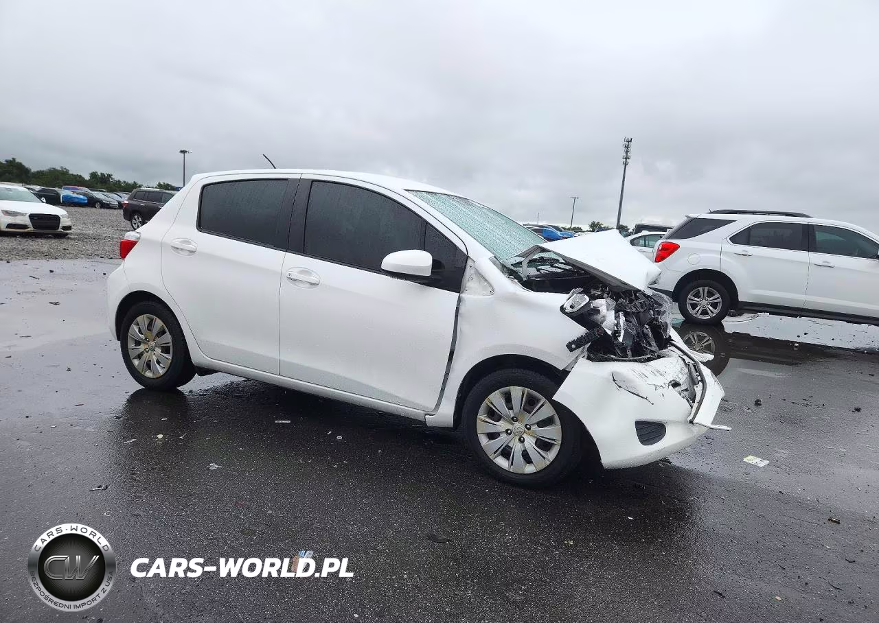 2013 Toyota Yaris 5-Door Le VIN:JTDKTUD36DD550653 - 4