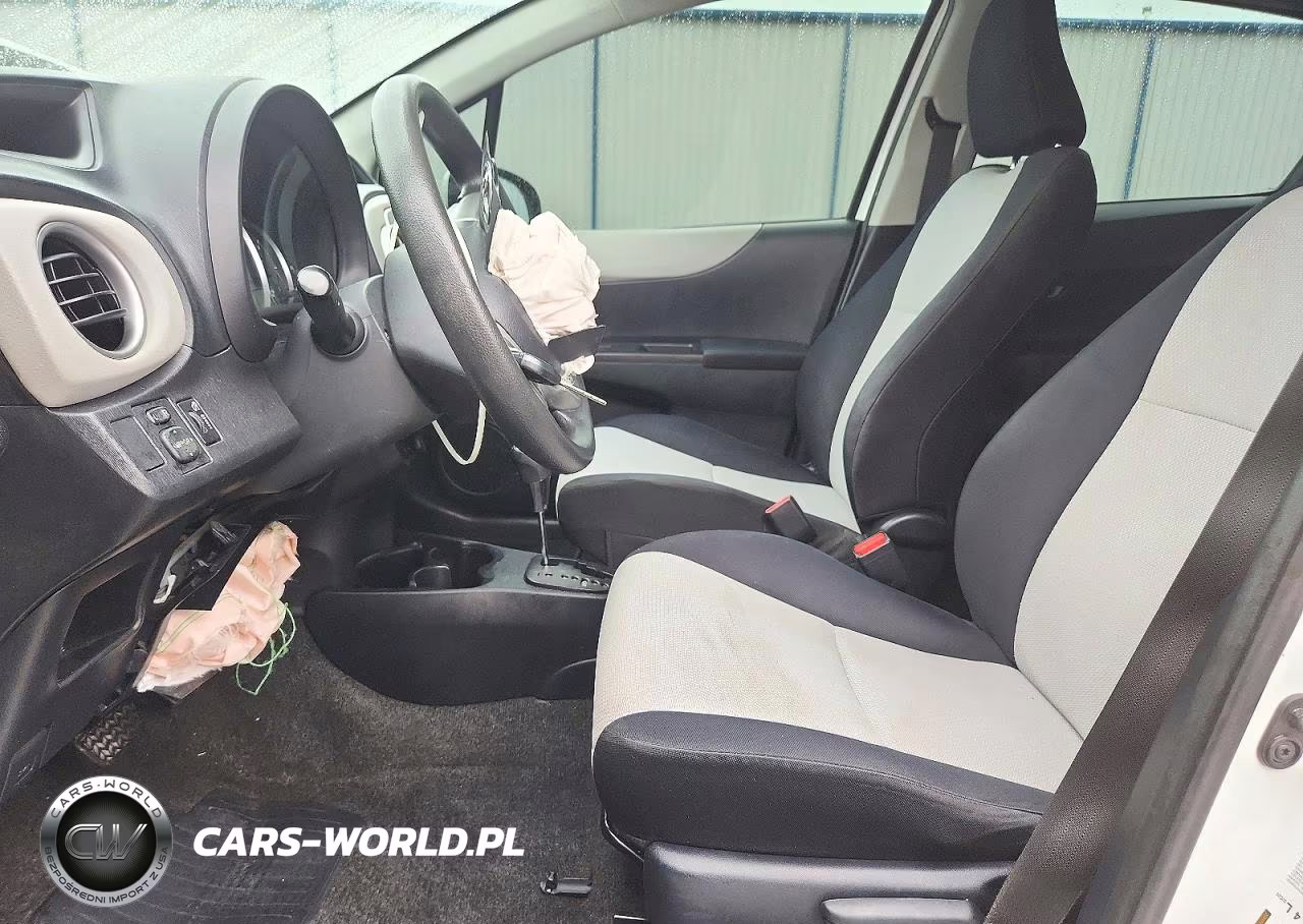 2013 Toyota Yaris 5-Door Le VIN:JTDKTUD36DD550653 - 7