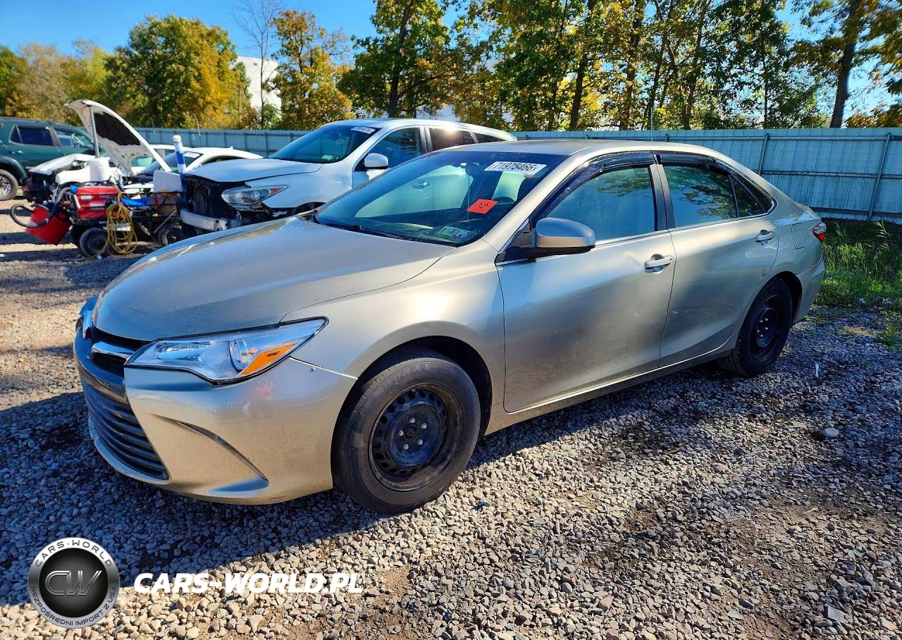 2017 Toyota Camry Le VIN:4T1BF1FK6HU347757 - 1