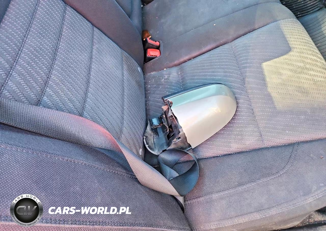 2017 Toyota Camry Le VIN:4T1BF1FK6HU347757 - 12