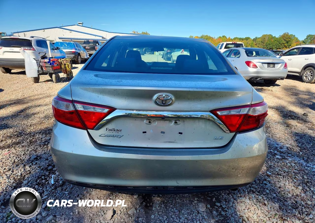 2017 Toyota Camry Le VIN:4T1BF1FK6HU347757 - 6