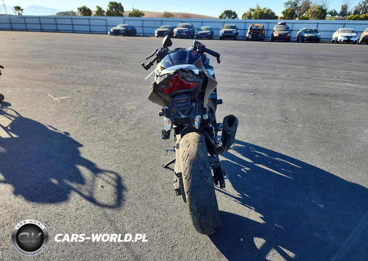 2019 Kawasaki Ex400 VIN:JKAEXKG11KDA24828 - 4