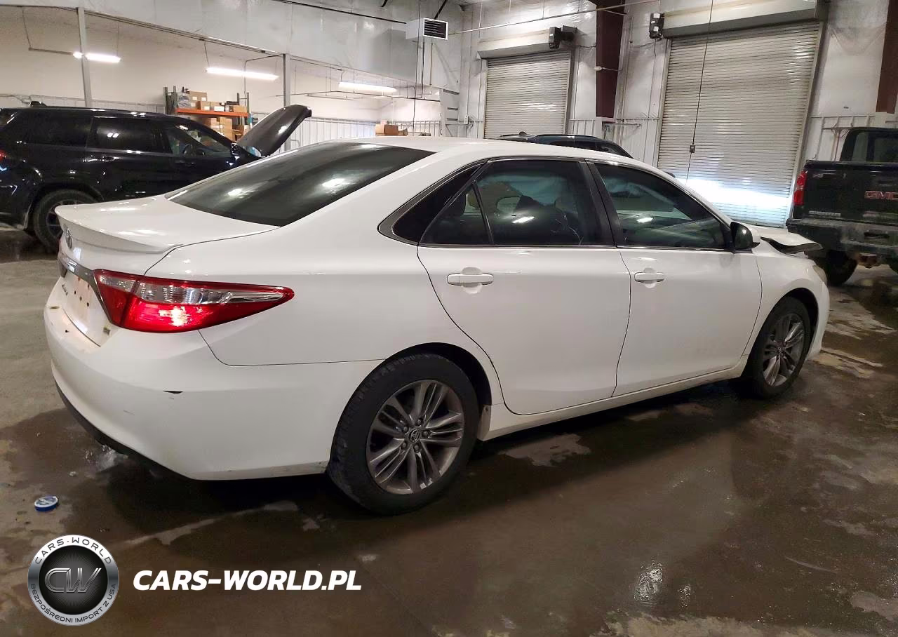2016 Toyota Camry Se VIN:4T1BF1FK9GU536319 - 3