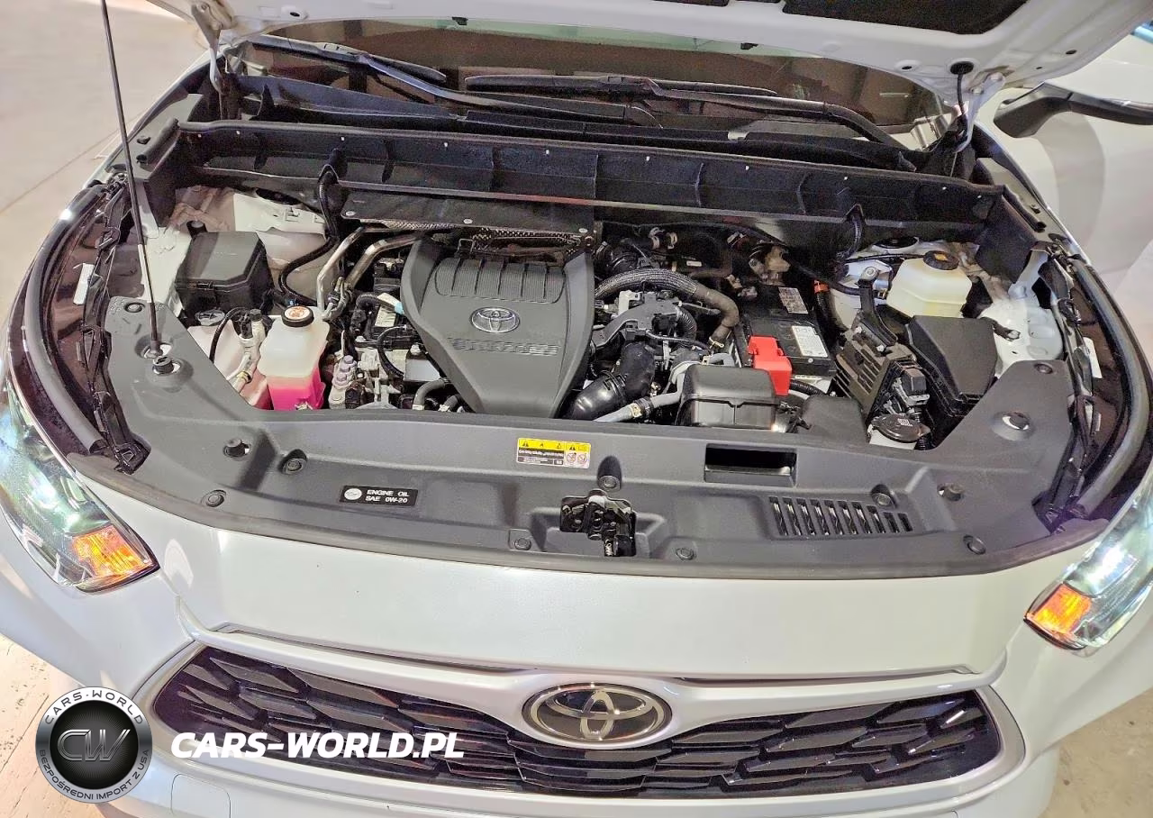 2025 Toyota Highlander Xle VIN:5TDKDRBH4SS586870 - 12
