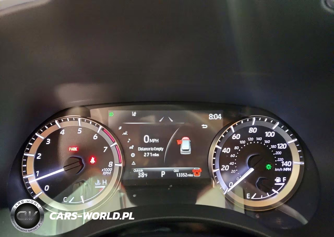 2025 Toyota Highlander Xle VIN:5TDKDRBH4SS586870 - 9