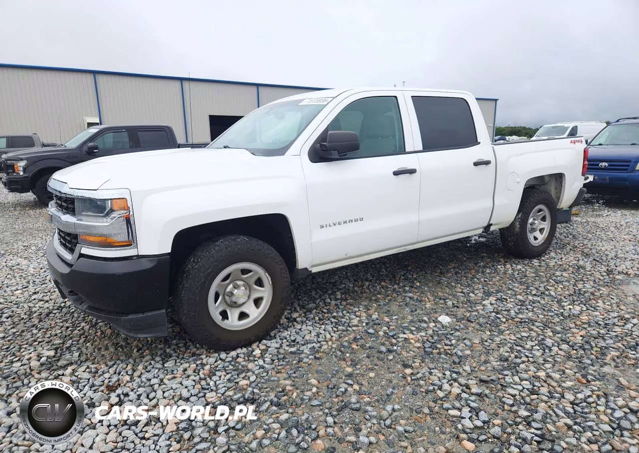 2018 Chevrolet Silverado K1500 VIN:3GCUKNEC8JG336083 - 1