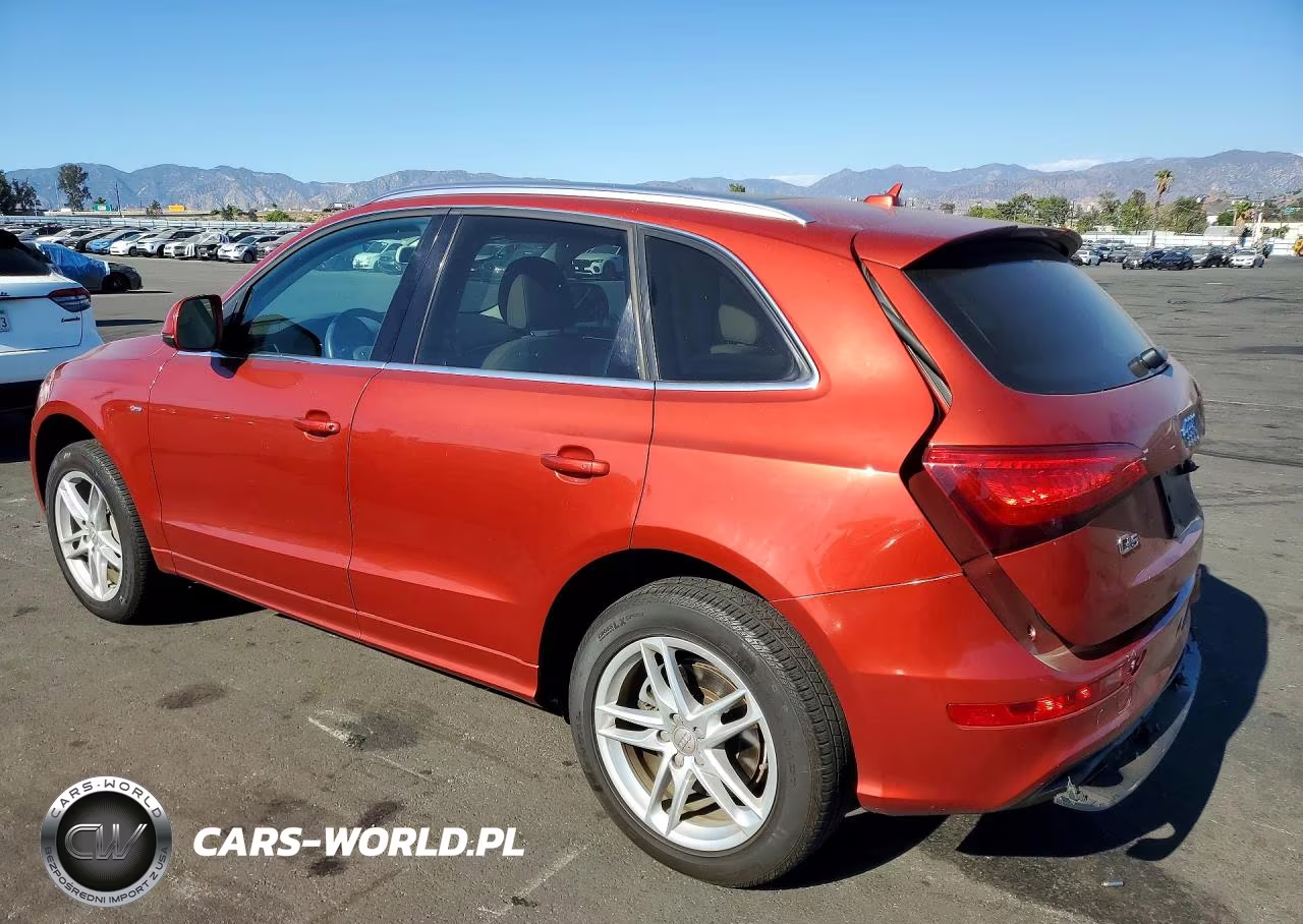 2014 Audi Q5 Premium Plus VIN:WA1DGAFP9EA129633 - 2