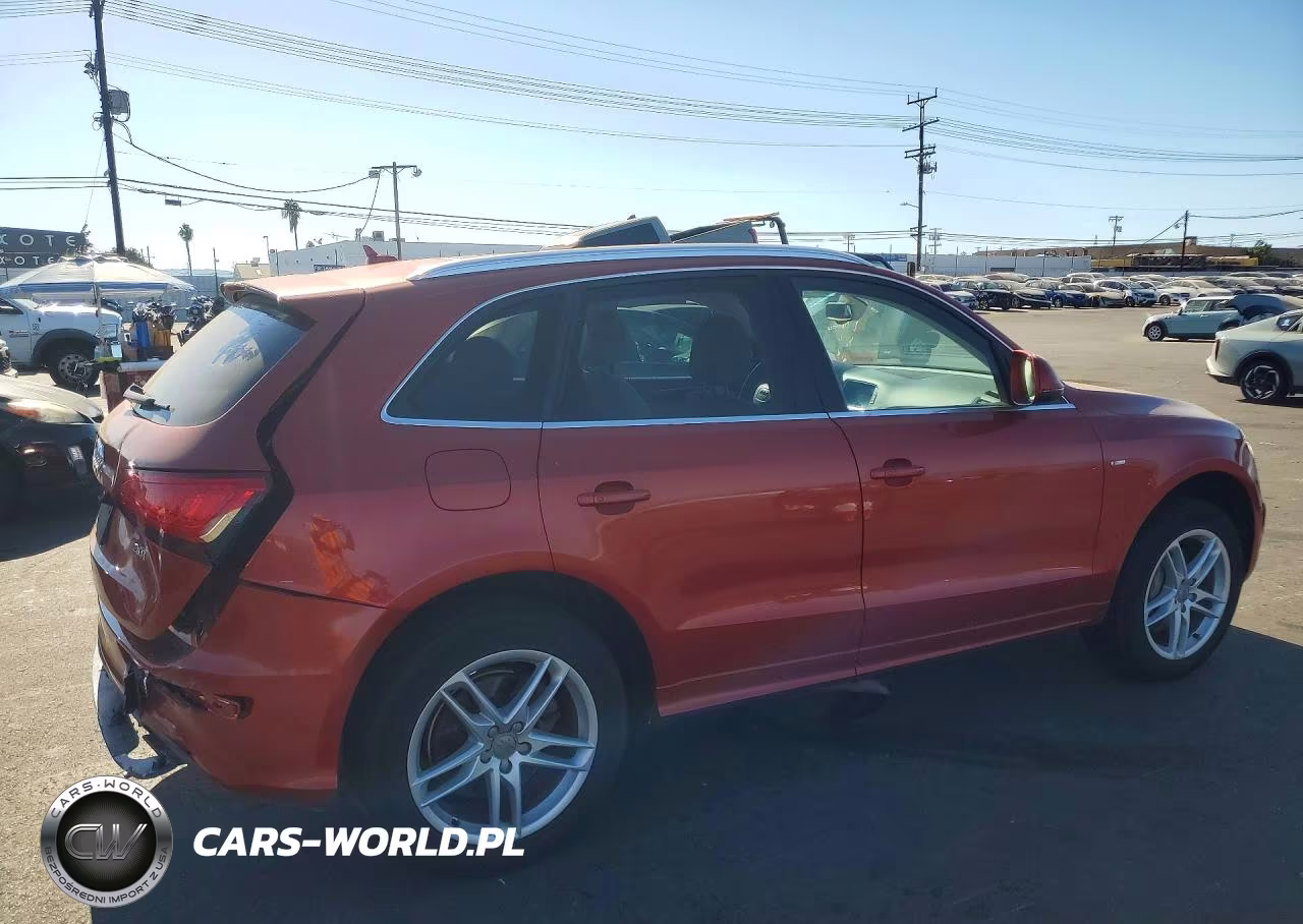 2014 Audi Q5 Premium Plus VIN:WA1DGAFP9EA129633 - 3