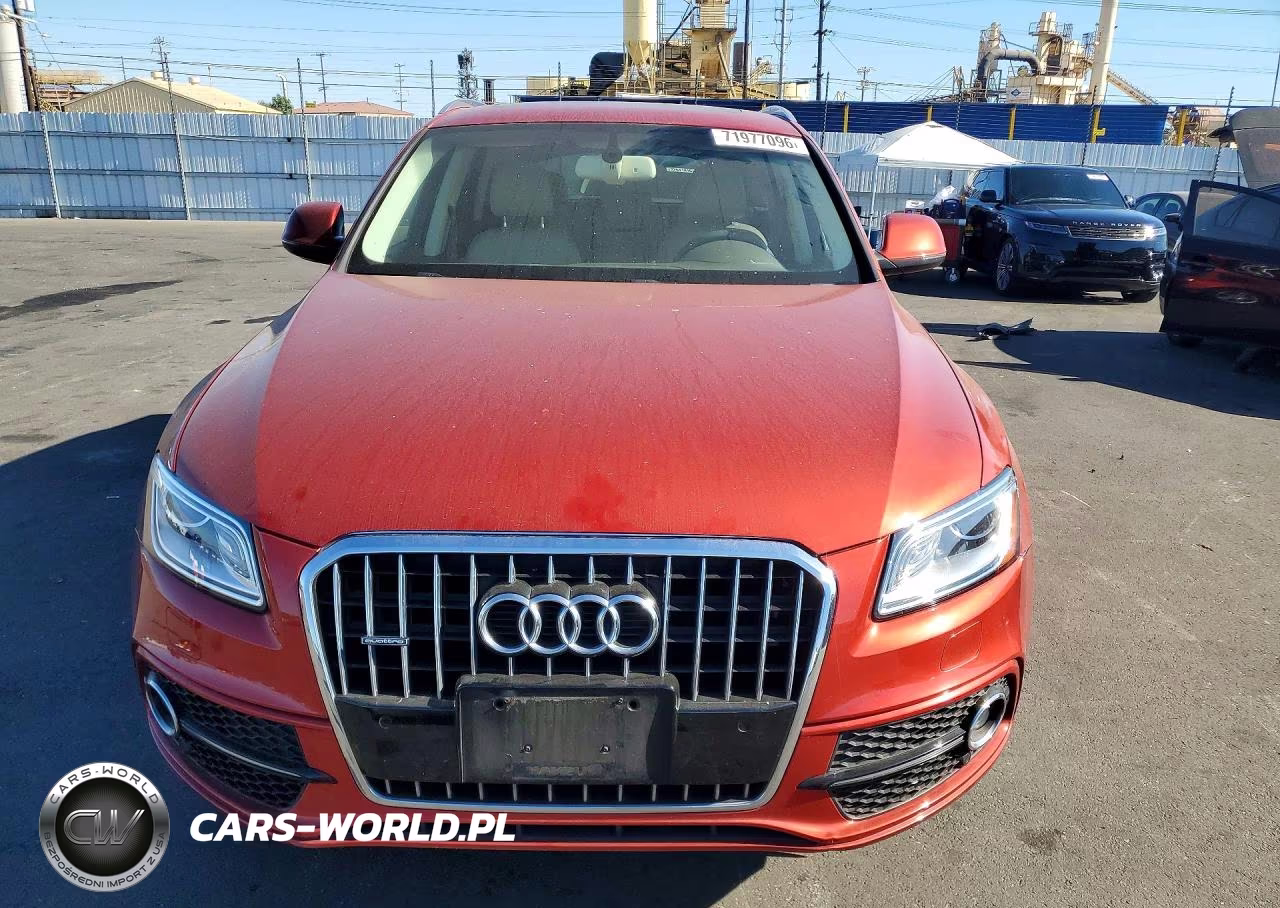 2014 Audi Q5 Premium Plus VIN:WA1DGAFP9EA129633 - 5