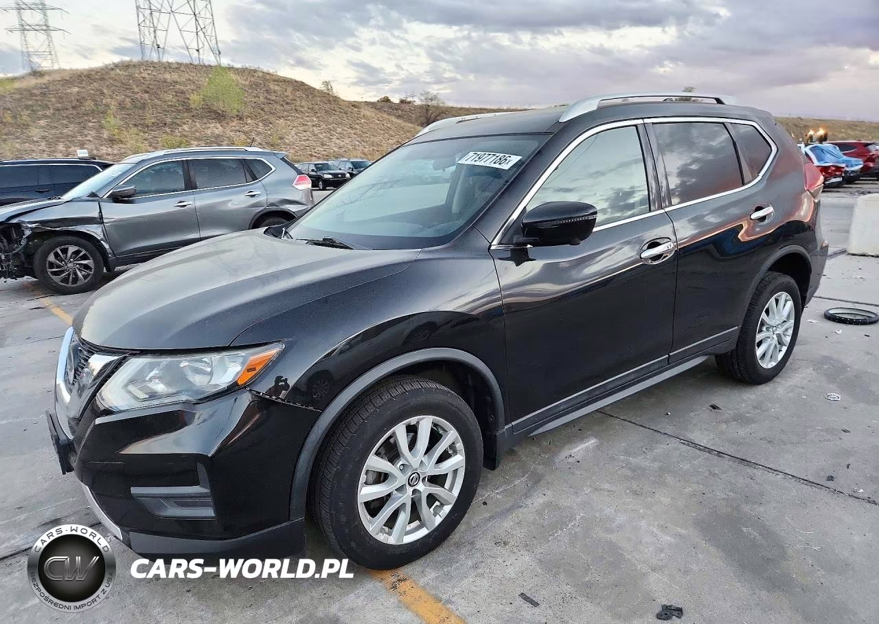2018 Nissan Rogue S – zdjęcie 1 z 13