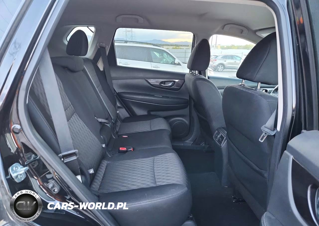 2018 Nissan Rogue S VIN:5N1AT2MV5JC810507 - 11