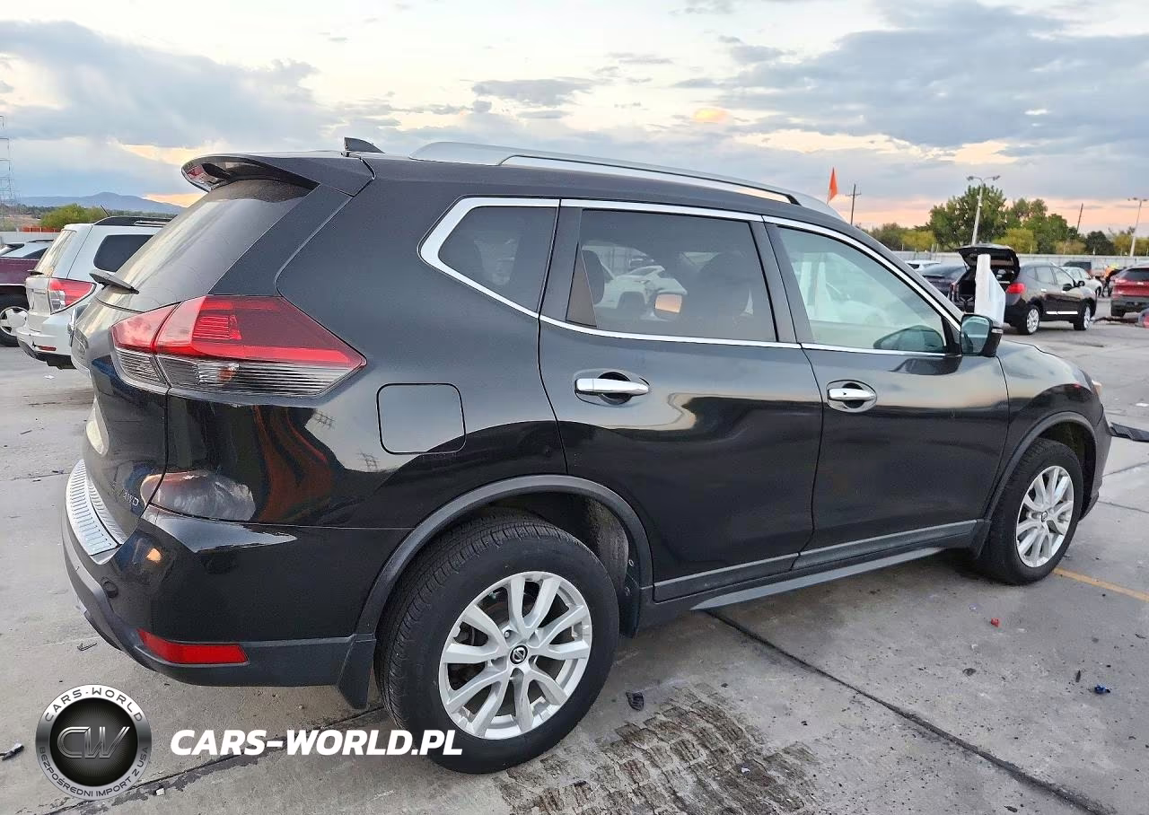 2018 Nissan Rogue S VIN:5N1AT2MV5JC810507 - 3