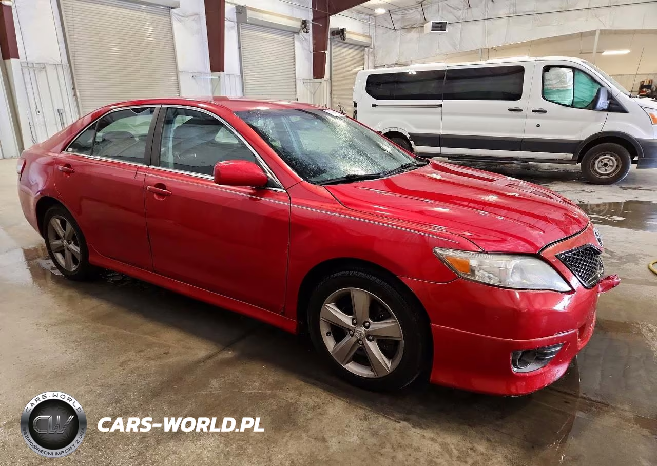 2010 Toyota Camry Se VIN:4T1BF3EK0AU517906 - 4