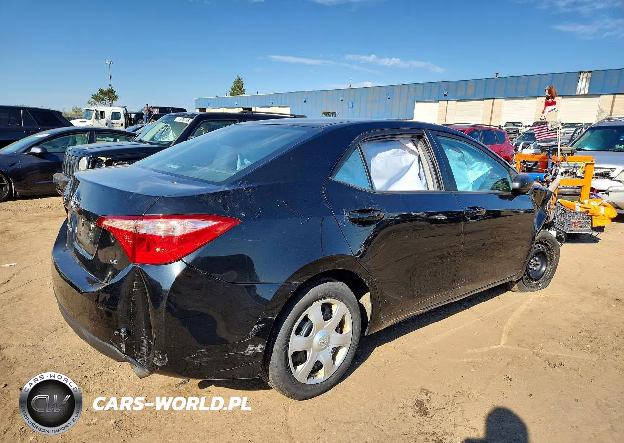 2019 Toyota Corolla Le VIN:5YFBURHE9KP875460 - 3
