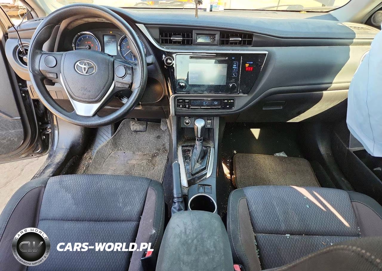 2019 Toyota Corolla Le VIN:5YFBURHE9KP875460 - 8