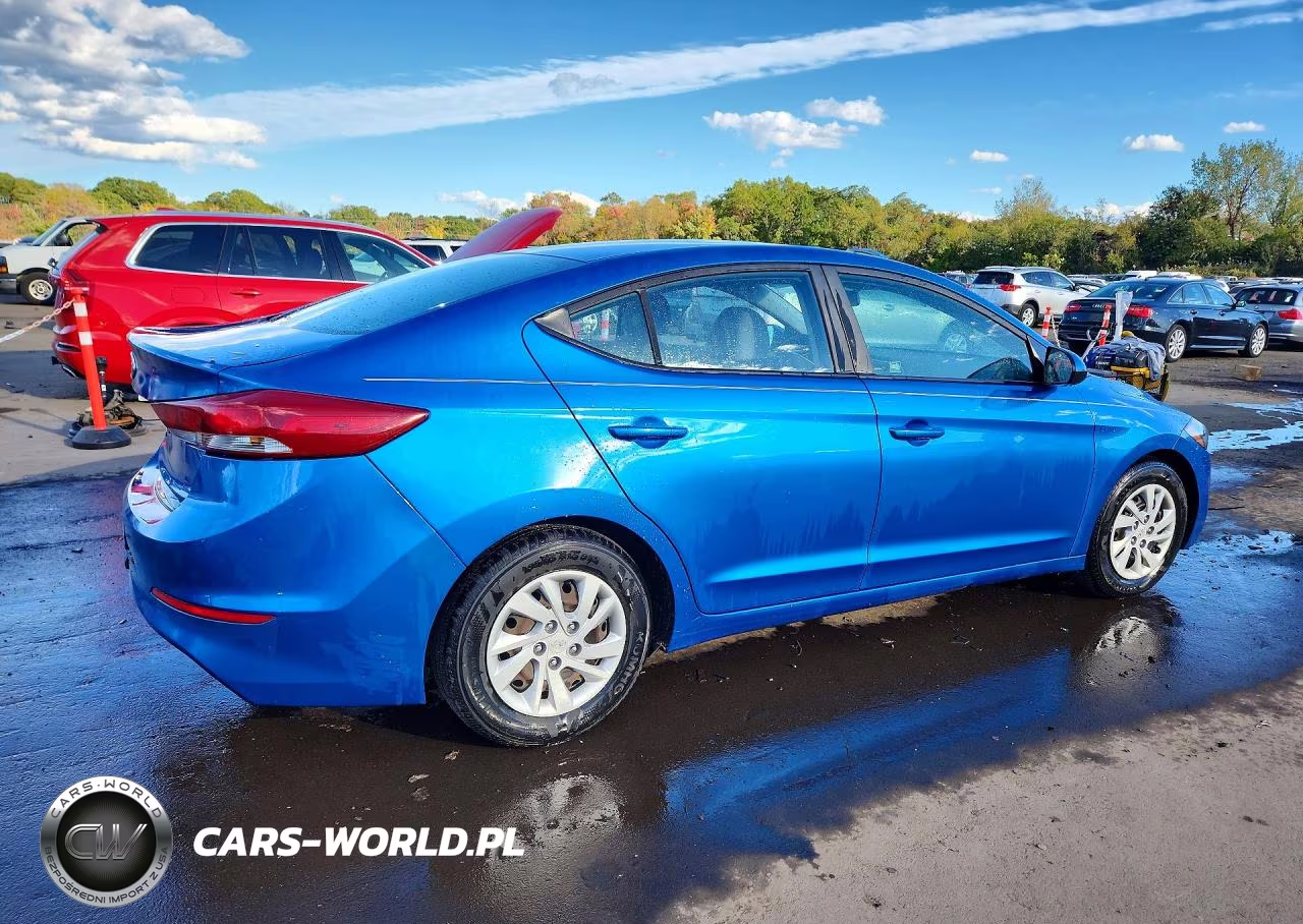2018 Hyundai Elantra Se VIN:5NPD74LFXJH222084 - 3