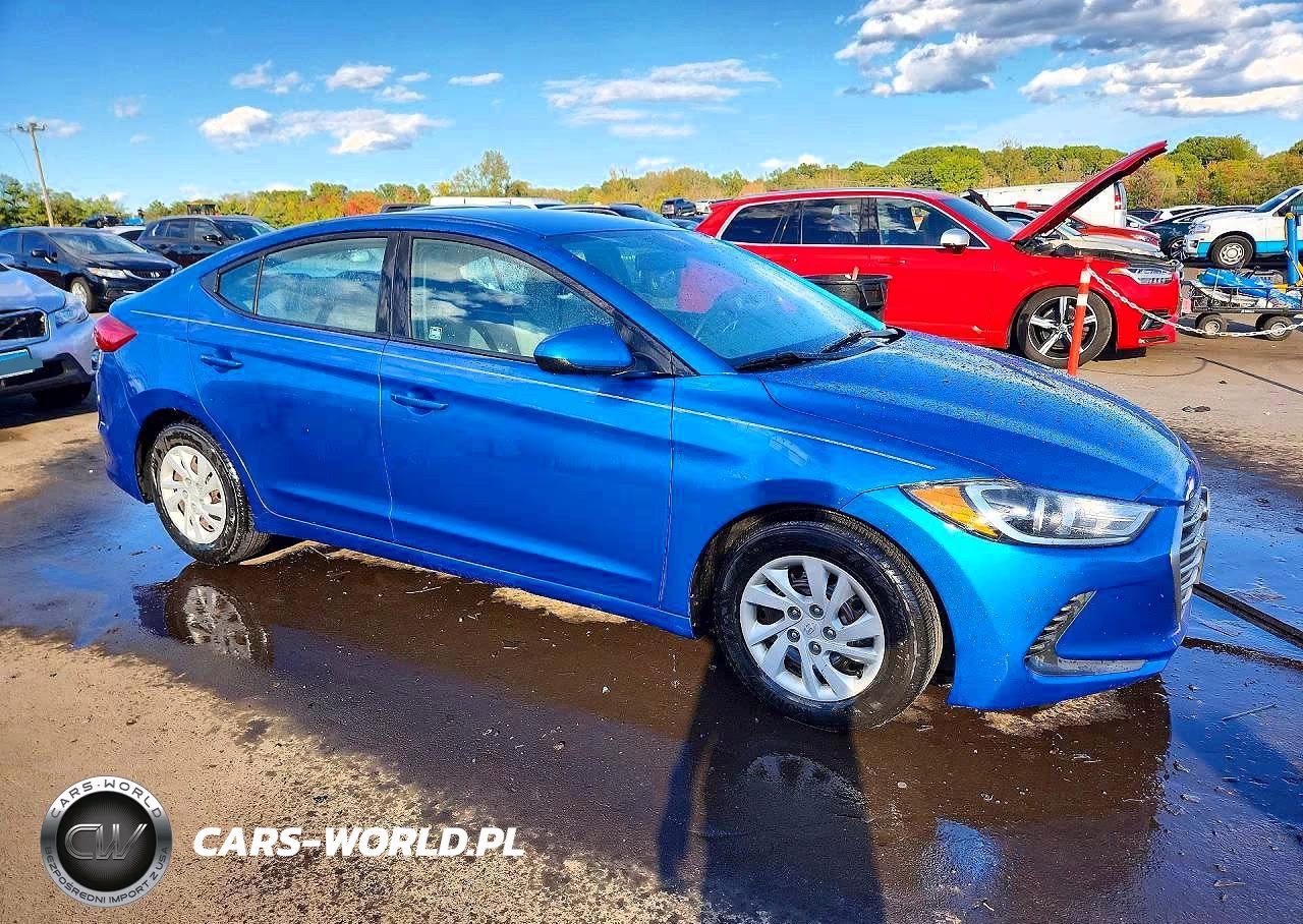 2018 Hyundai Elantra Se VIN:5NPD74LFXJH222084 - 4