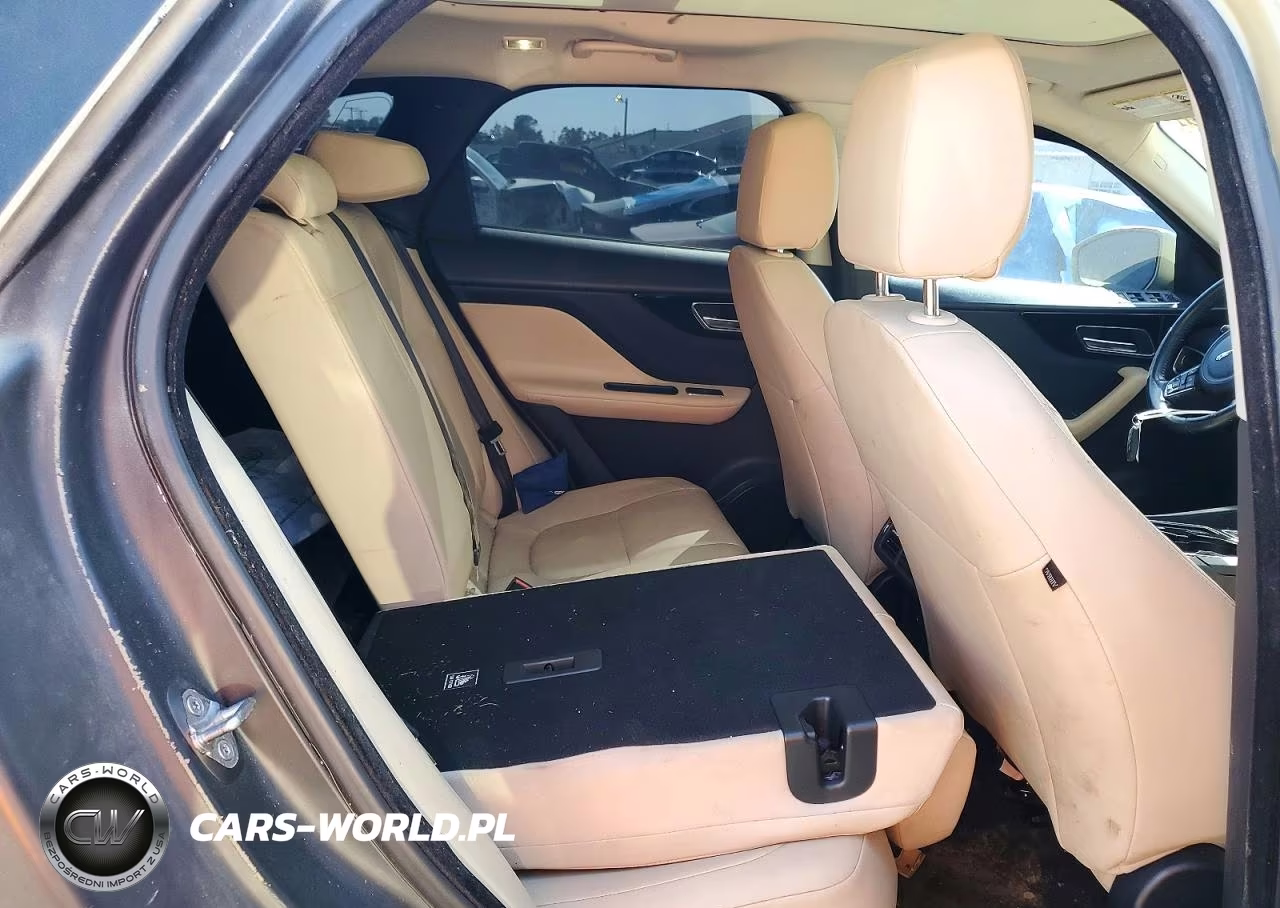 2017 Jaguar F-Pace Premium VIN:SADCJ2BV7HA495208 - 11