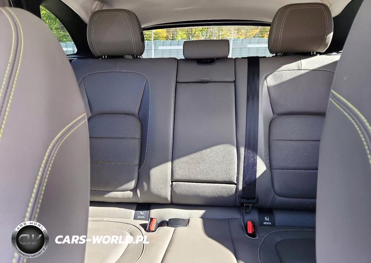 2018 Jaguar F-Pace R - Sport VIN:SADCL2FN0JA255363 - 10