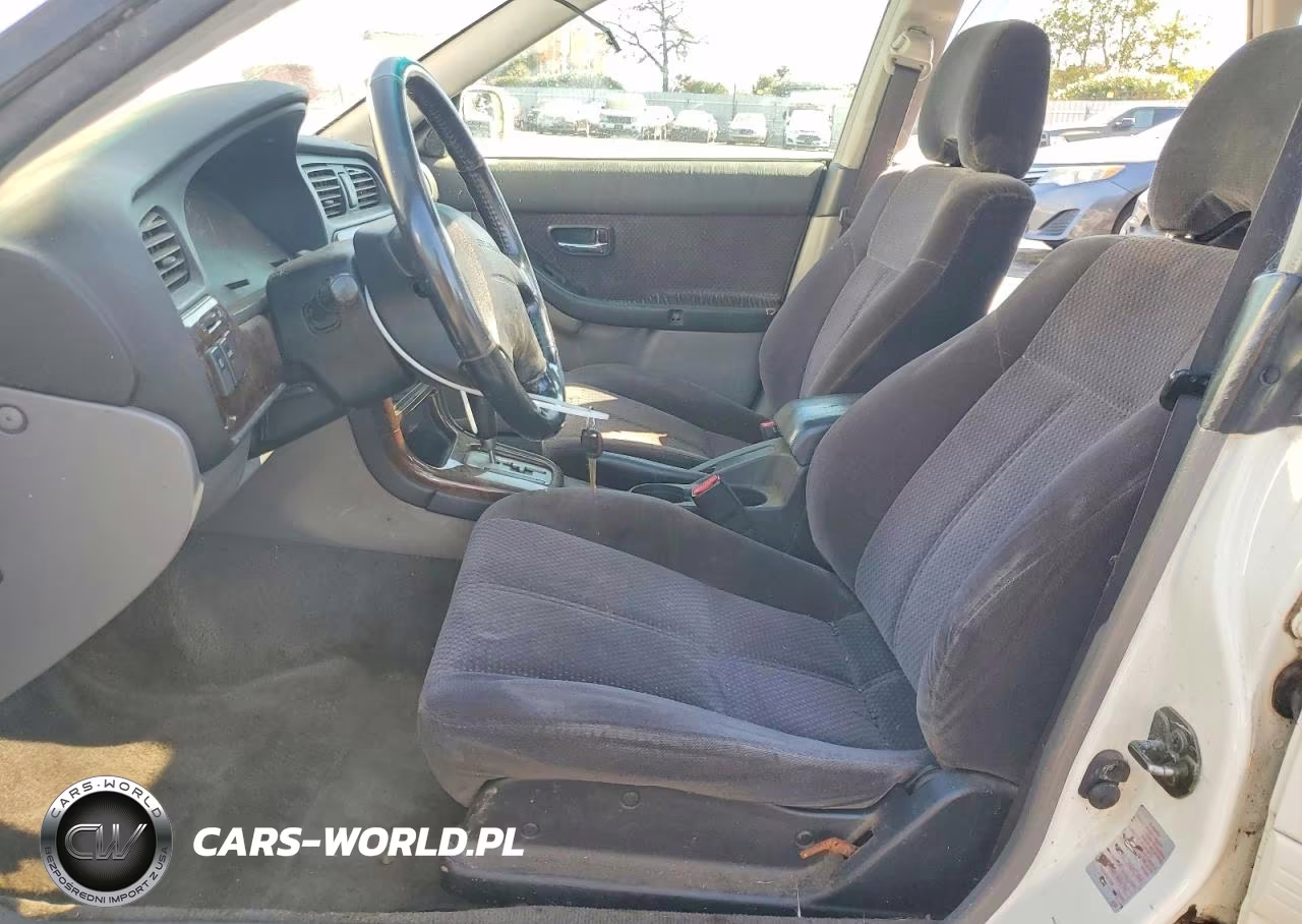 2003 Subaru Legacy L VIN:4S3BE635737209283 - 7