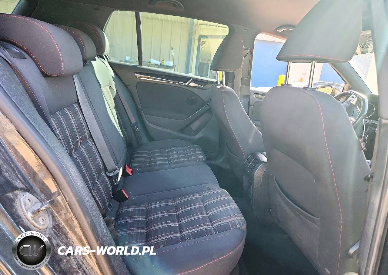 2010 Volkswagen Gti VIN:WVWHD7AJXAW388750 - 10