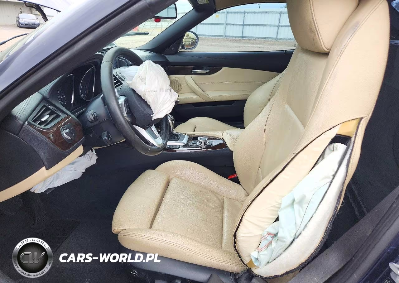 2010 BMW Z4 Sdrive35I VIN:WBALM7C56AE381937 - 7