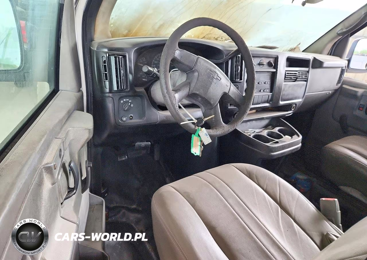 2006 Chevrolet Express G2500 VIN:1GCGG25V961188238 - 8