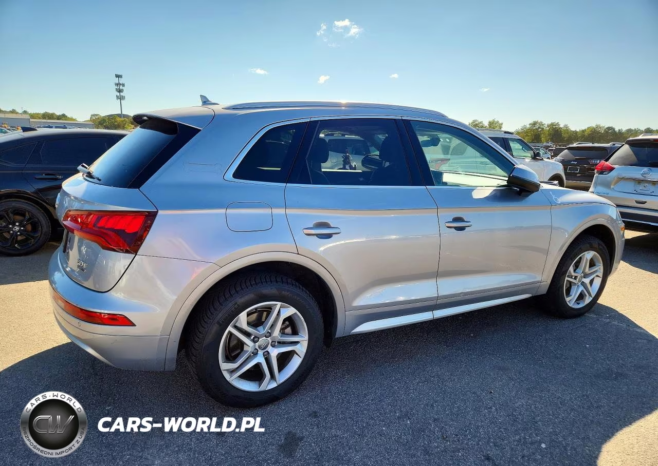 2018 Audi Q5 Premium Plus VIN:WA1BNAFY5J2201339 - 3