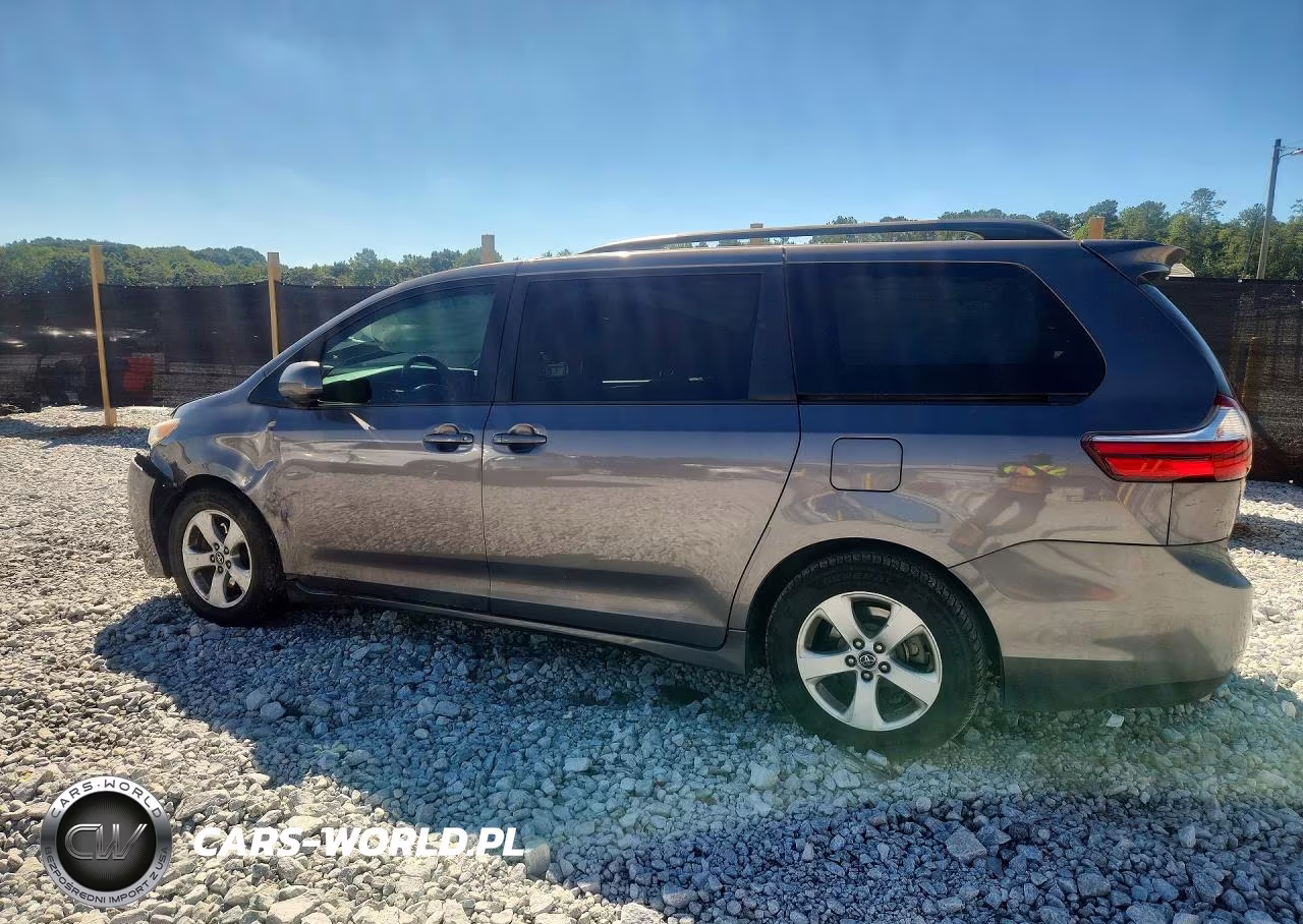 2019 Toyota Sienna Le VIN:5TDKZ3DC0KS971133 - 2