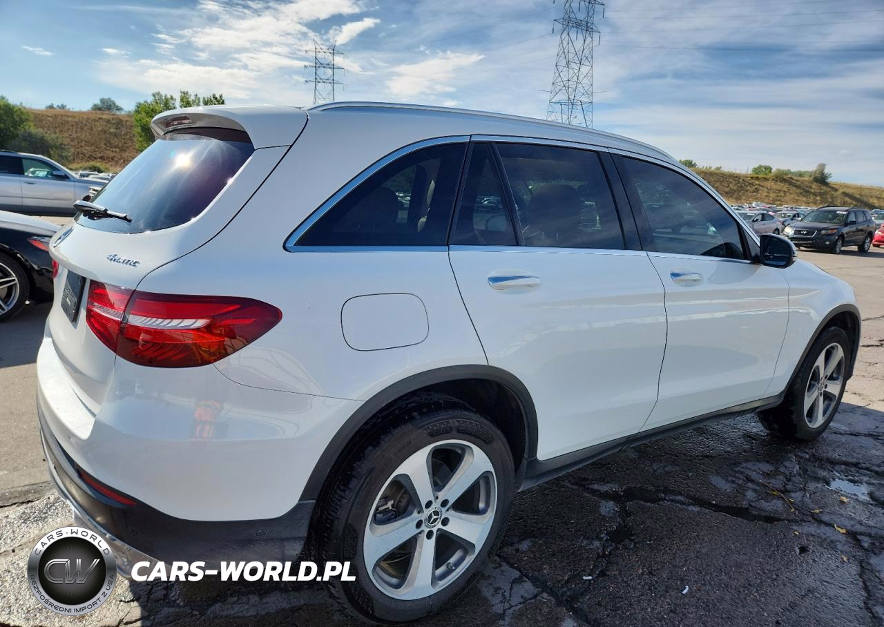 2017 Mercedes-Benz Glc 300 4Matic VIN:WDC0G4KB6HV010106 - 3