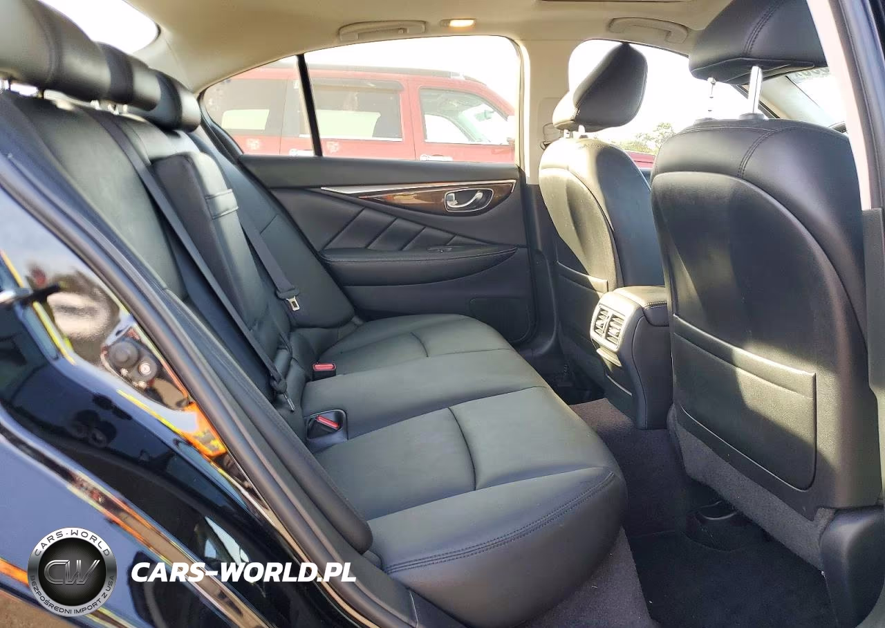2018 Infiniti Q50 3.0T Luxe VIN:JN1EV7AR1JM431814 - 10