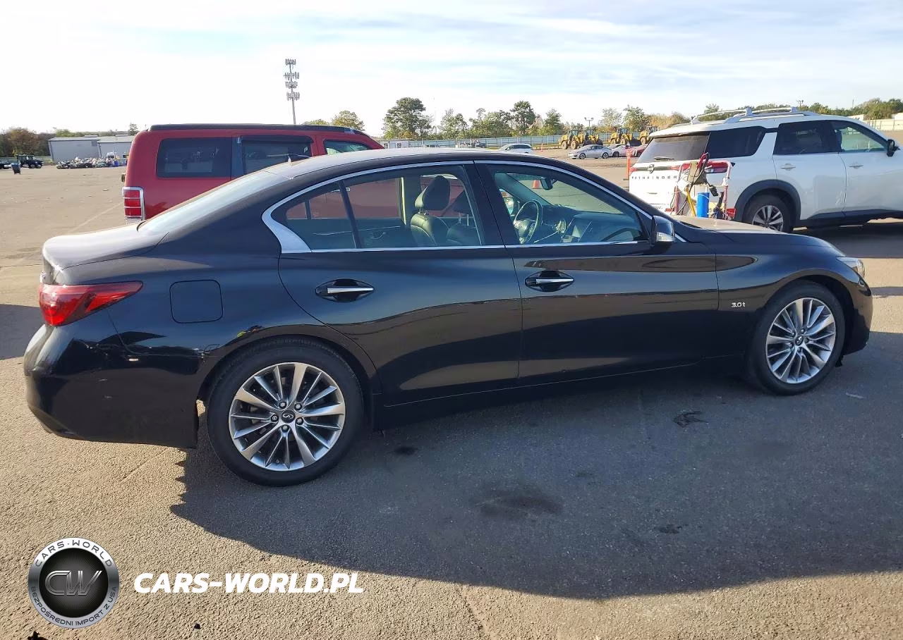 2018 Infiniti Q50 3.0T Luxe VIN:JN1EV7AR1JM431814 - 3