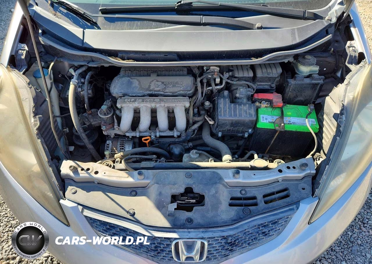 2010 Honda Fit VIN:JHMGE8H21AS020590 - 11