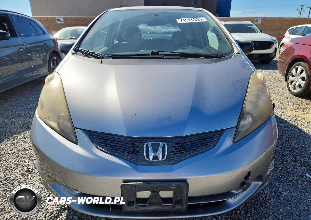 2010 Honda Fit VIN:JHMGE8H21AS020590 - 5