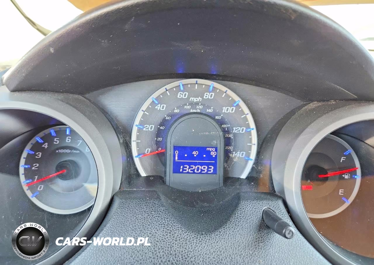 2010 Honda Fit VIN:JHMGE8H21AS020590 - 9