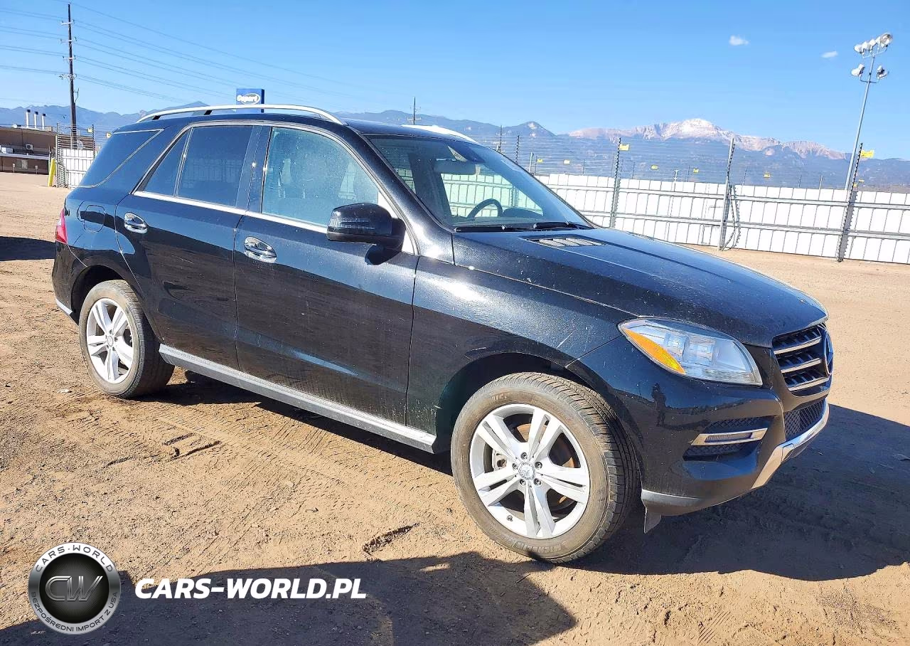 2015 Mercedes-Benz Ml 350 4Matic VIN:4JGDA5HB3FA615996 - 4